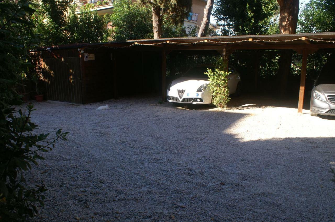Affittacamere Villa Wilson ローマ エクステリア 写真